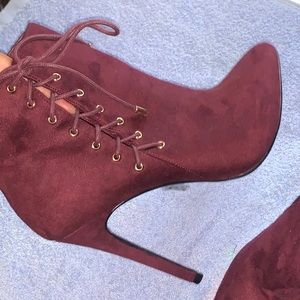 Burgundy Booties (size 8)